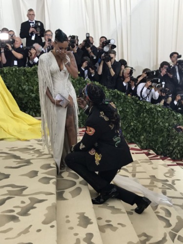 image-375x500 2 Chainz Proposed To His Lady At 2018 Met Gala Red Carpet!  