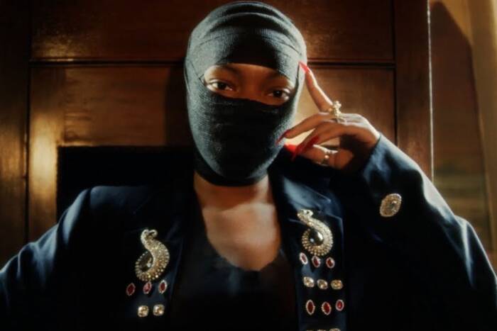 image20-1 WizKid releases visual for “Ginger”