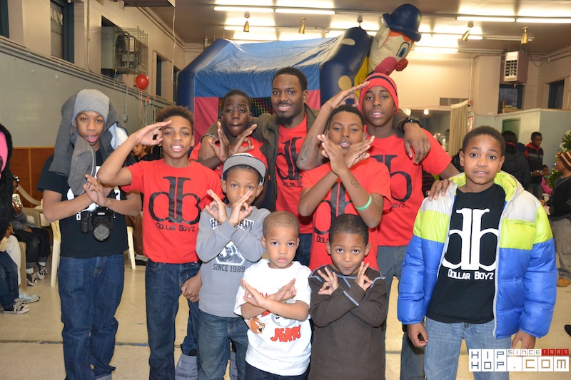 Dollar Boyz (@DollarBoyzInc) Performance At @NeoDaviso’s 4th Annual Gifts From Heaven Christmas Event (Video)