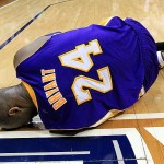 Atlanta Hawks Stun The Los Angeles Lakers 96-92 & Kobe Bryant Out Indefinitely With An Ankle Injury (Video)