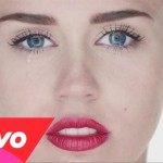 Miley Cyrus – Wrecking Ball (Video) (Dir. by Terry Richardson)