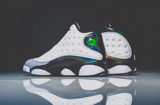 holographic retro 9