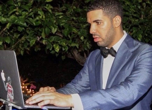 drake-djing-500x360 Down Goes Tidal: Apple Will Reportedly Pay Drake $19 Million To Become iTunes DJ & Make Playlists 