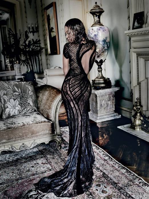 Draped Up Dripped Out Beyonce Covers Vogue Magazine S September