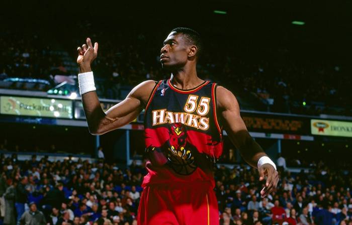 gettyimages-461239147 Well Deserved: The Atlanta Hawks Will Retire Dikembe Mutombo's Number 55 On November 24th  