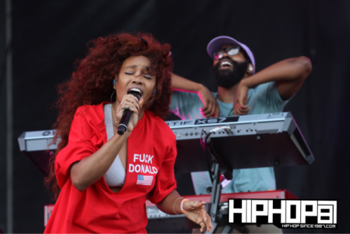 unnamed-5-500x334 SZA Hits the Rocky Stage During Day One of Budweiser's 2016 Made in America Festival (Photos & Video) 