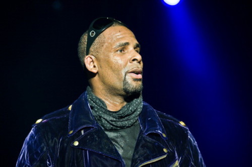 gettyimages-134372889-594x594-500x332 R. Kelly Reportedly Under Criminal Investigation Following “Surviving R. Kelly”  