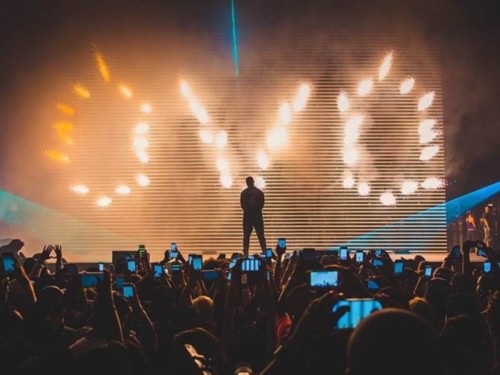 Cmn4XqBXgAA7h5i-500x375 Drake Unveils OVO Fest 2019 Lineup!  