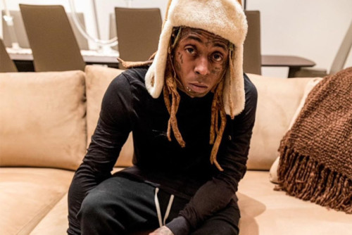 lil-wayne-couch-500x334 Lil Wayne Is Planning a Surprise For His Fans!  