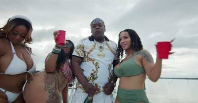 FF13B40A-2593-4F2D-9066-62B9470EA313 Gerreddi x Raheem Devaughn - Like a Nympho (Video)  