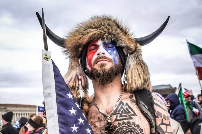 image10 AT IMPEACHMENT TRIAL, “QANON SHAMAN” RIOTER WISHES TO TESTIFY AGAINST TRUMP  