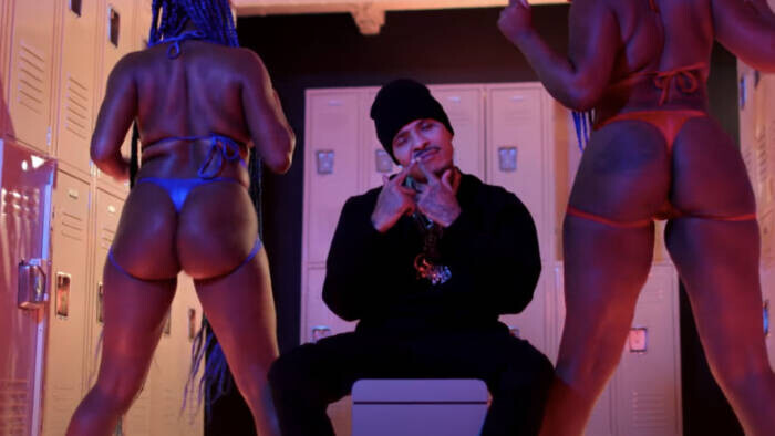 Screen-Shot-2022-01-01-at-12.02.58-PM-777x437-1 Half Ounce ft. VFMadeTheHit - “Size Up” (Official Video) 